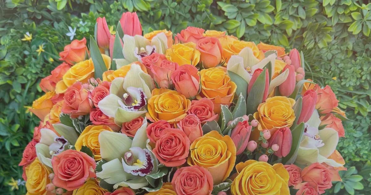 Sweetest Day flowers social share image with blush garden roses, terracotta ranunculus, and cream tulips, deep blush, terracotta, and soft cream tones, and premium Lina Flowers styling