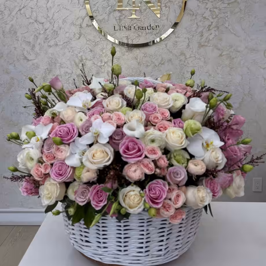 Quiet Comfort luxury flower basket for sympathy and milestone occasions from Lina Flowers